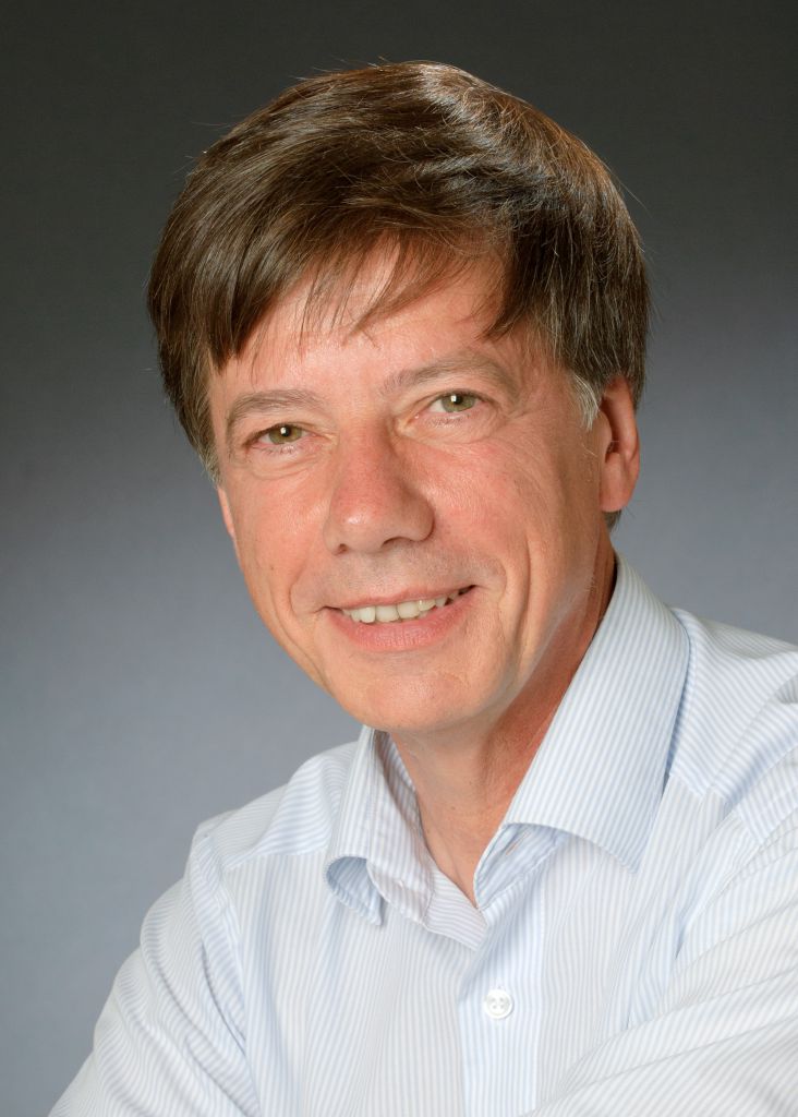 Professor Dr Reinhard Jahn